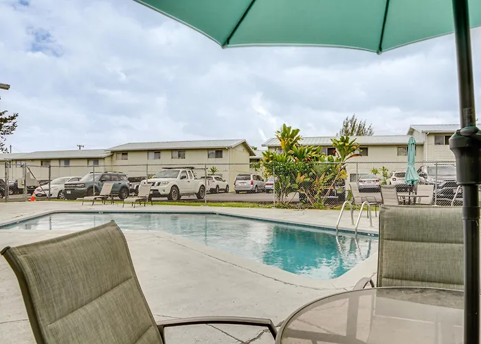 Hilo Apartment With Lanai - 2 Mi To Beaches!